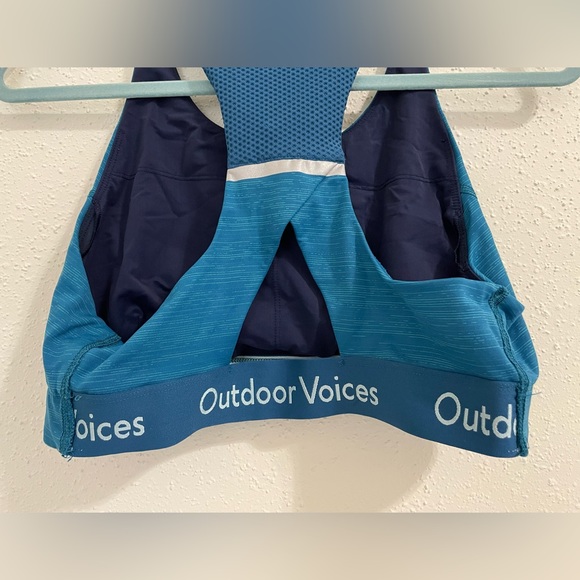 Outdoor Voices Apex Bra in Gulf - Blue Two Tone Heathered Sports Bra - Picture 13 of 14